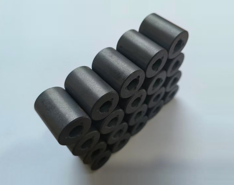 2对极（4极）烧结铁氧体转子圆柱形